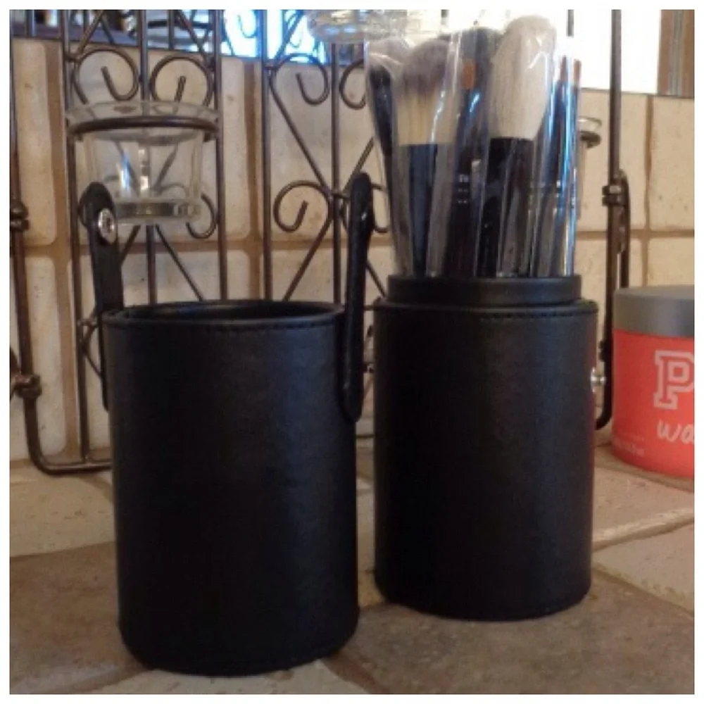 5⭐️RATED 12Pc. Professional Brush Set w/Snap on Cover for Easy Travel Case